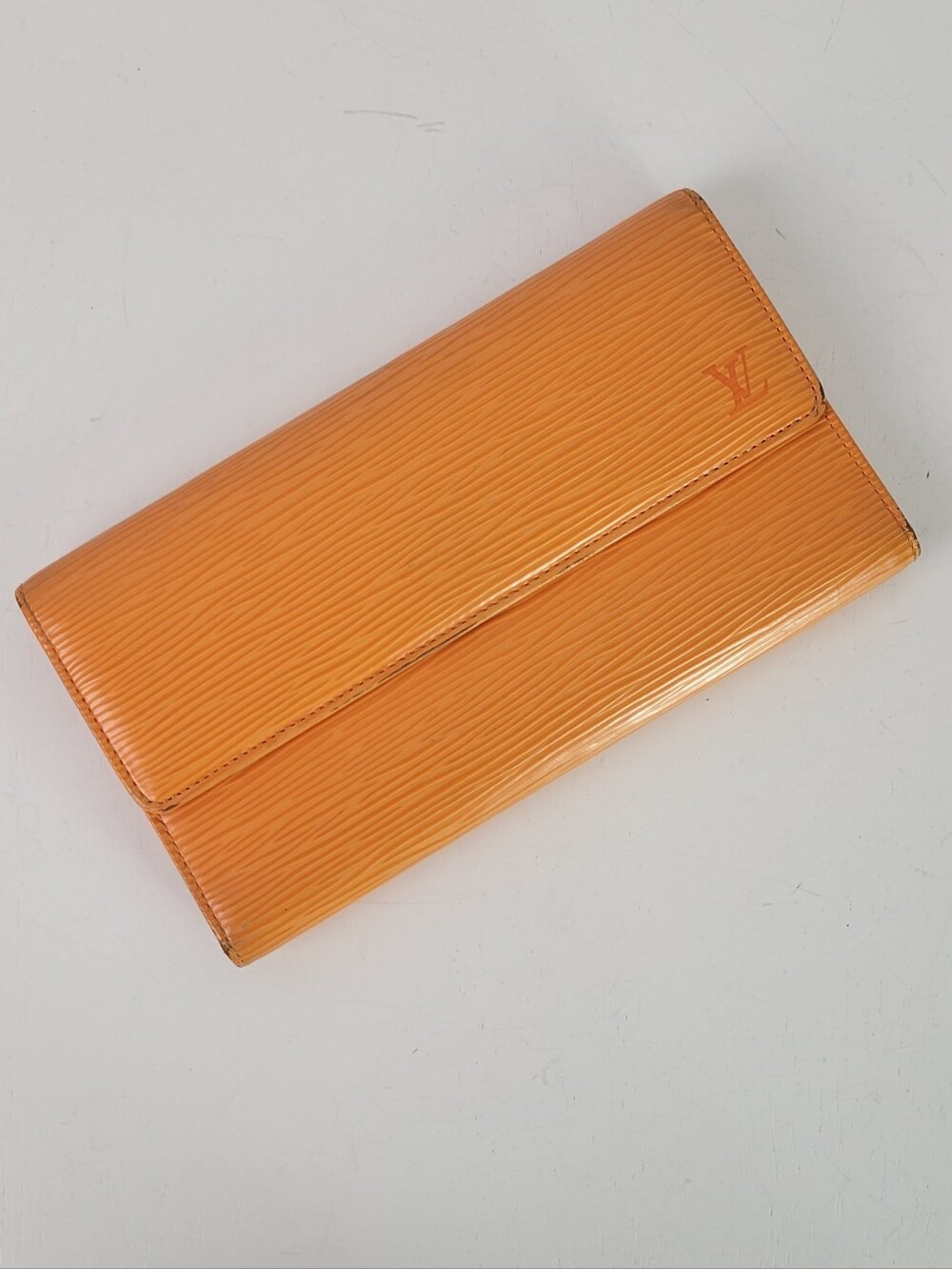 LOUIS VUITTON Orange Epi Porte Tresor International Long Wallet